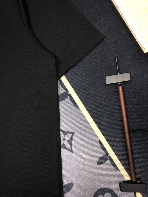 ブランドTシャツ細部ディテール